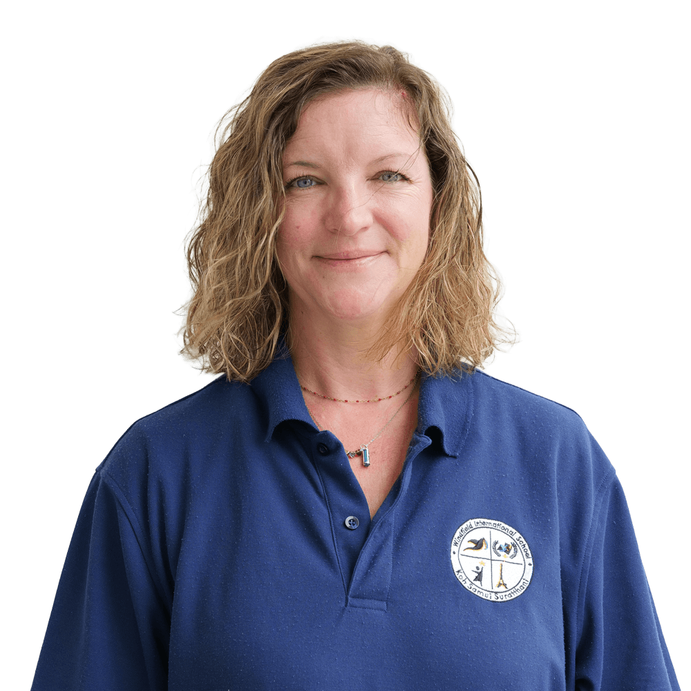 Mrs. Elodie Larroque