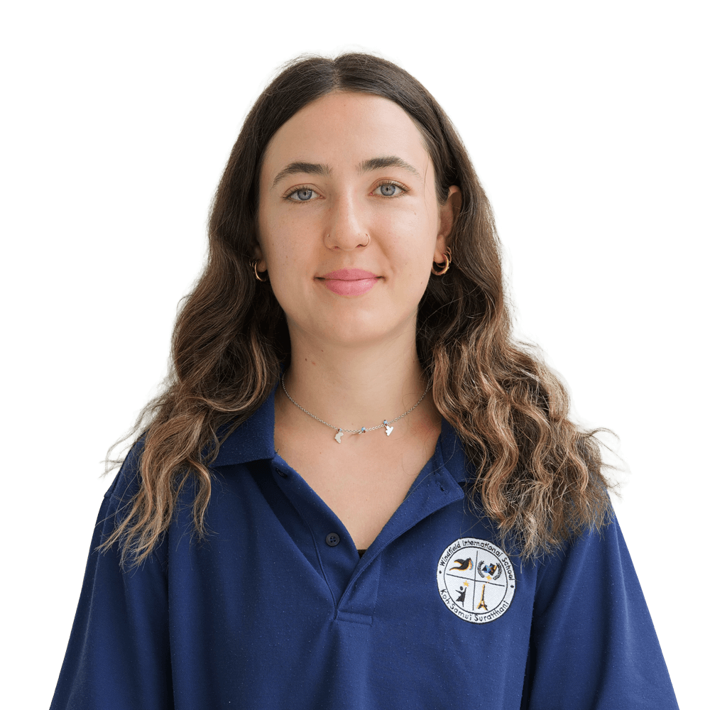 Ms. Claudia Alessia Ms. Claudia Alessia